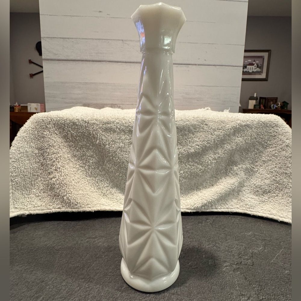 Vintage Elegant White Milk Glass Geometric Vase